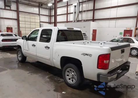 2008 Chevrolet Silverado K1500 из США, поврежденный, VIN 2GCEK13C881337592